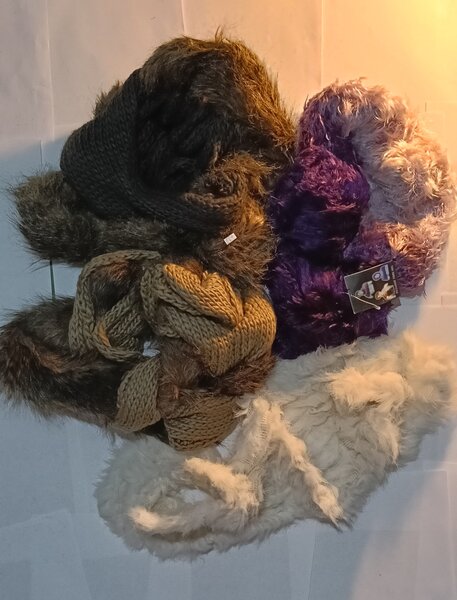 Oferta Iarna Imbatabila! 100 Gulere + 20 Fulare/ Esarfe Dama Noi